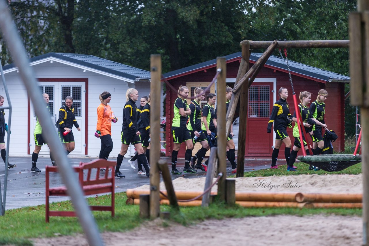 Bild 104 - Frauen SV Neuenbrook-Rethwisch - SV Frisia 03 Risum Lindholm